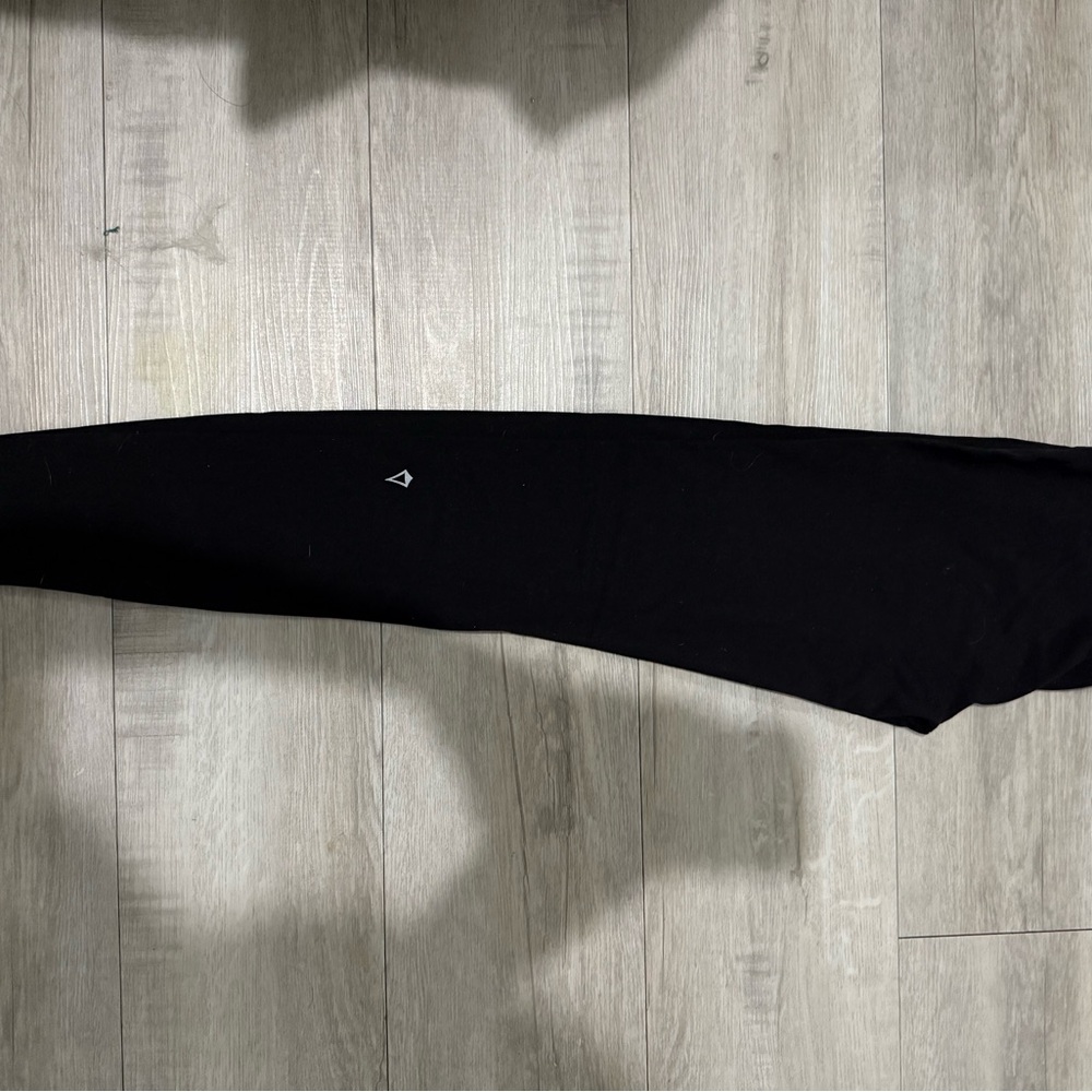 Ivivva Black Sweatpants for Men